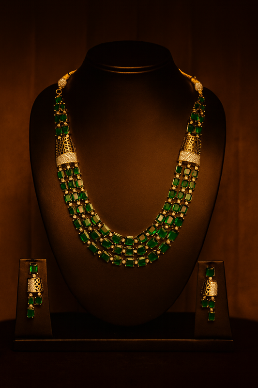 LUNAR EMPRESS EMERALD